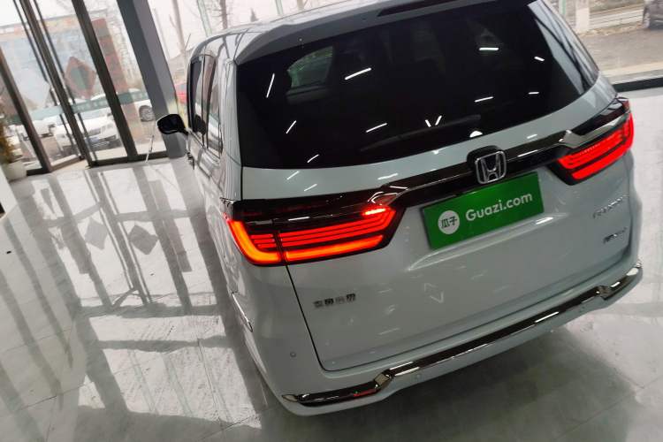 Used Honda Elysion 2024 2.0L eHEV Luxury Edition
