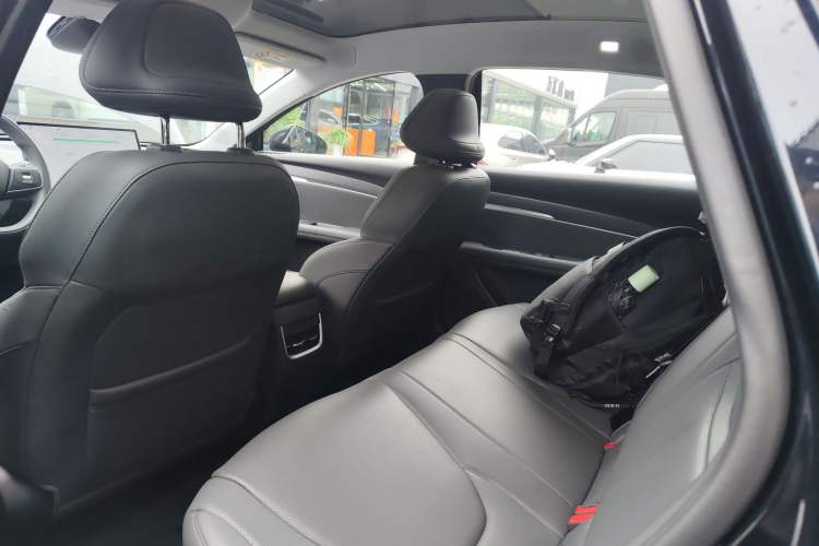 Used XPeng MONA M03 2025 600 with Ultra-Long Range Max Headliner