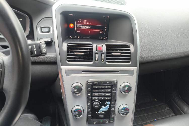 Used Volvo XC60 2017 T5 AWD Smart Upgrade Edition