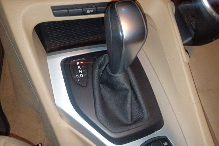 Used BMW X1 2012 sDrive18i Luxury Model