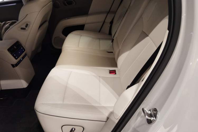 Used Li Auto i6 2025 Model Two-Wheel-Drive Standard Type Left Rear Seat