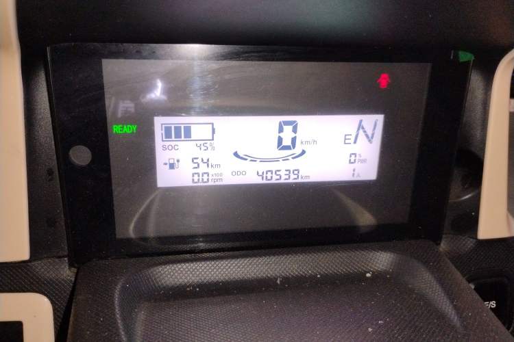 Used Wuling Hongguang MINIEV 2022 Easy Version Lithium Iron Phosphate Odometer Close Up