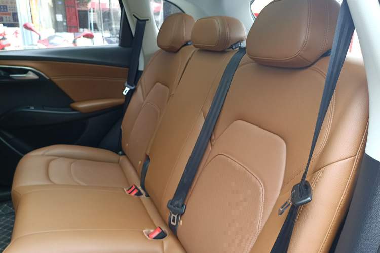 Used BORGWARD BX7 2016 28T Two-Wheel Drive Luxury Version 5 Seats