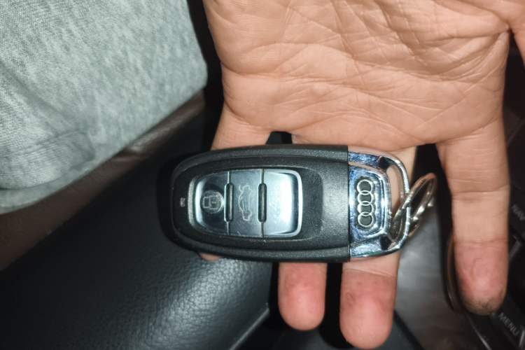 Used Audi Q5 2016 40 TFSI Comfort Model