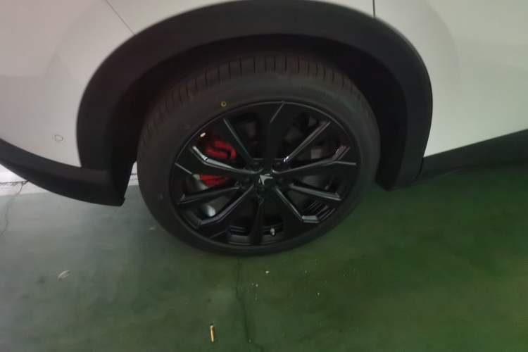 Used ARCFOX Alpha T5 2025 630 Shenxing Edition Exterior 8