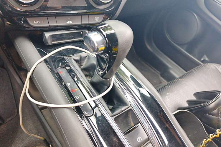 Used Honda Vezel 2015 1.5L CVT two-wheel drive Comfort trim