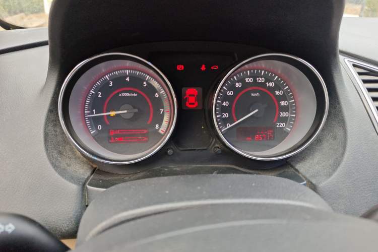 Used Bestune B50 2013 1.6L manual luxury version