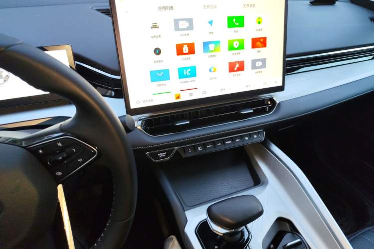 Used Geely Auto Preface 2025 Dongfang Yao 1.5TD Kunlun Edition
