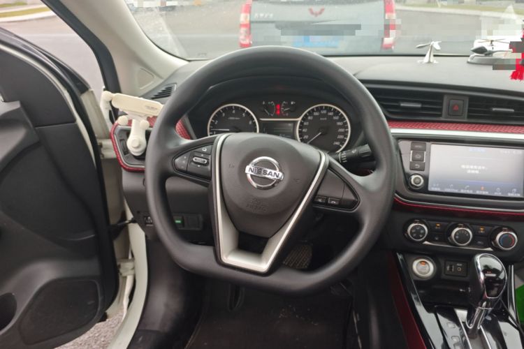 Used Nissan Lannia 2016 1.6L CVT Smart Cool Edition Steering Wheel