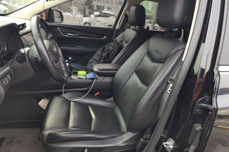 Used Cadillac XT5 2018 25T Luxury Model
