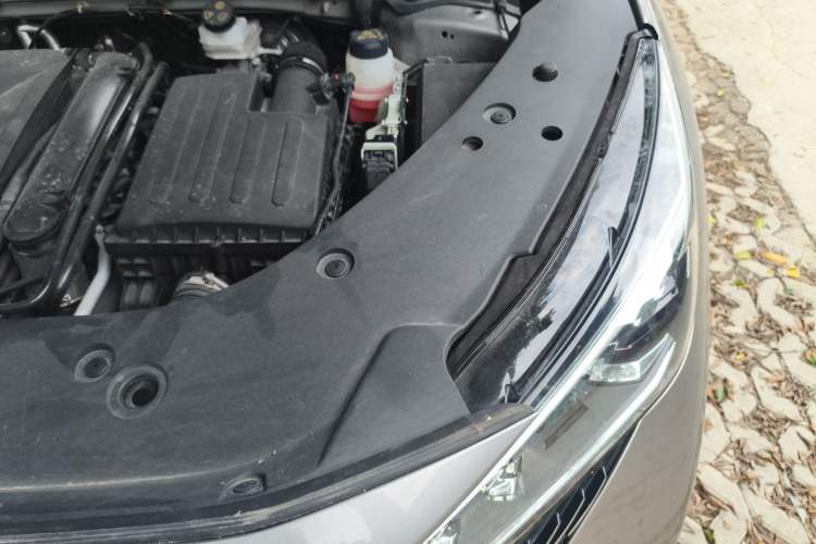 Used Roewe RX5 New Energy 2023 eRX5 Super Hybrid Premium Edition
