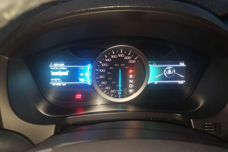 Used Ford Explorer 2013 3.5L Deluxe Model
