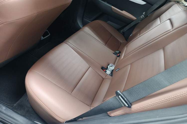 Used Kia Sportage R 2021 Ace 2.0L Splendid Edition Left Rear Seat