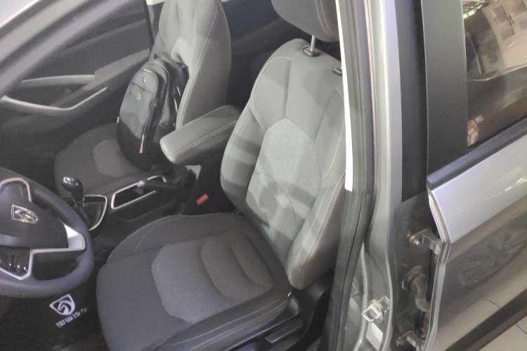 Used Baojun 530 2020 1.5T Manual Comfort Version 7 Seats Left Front Seat