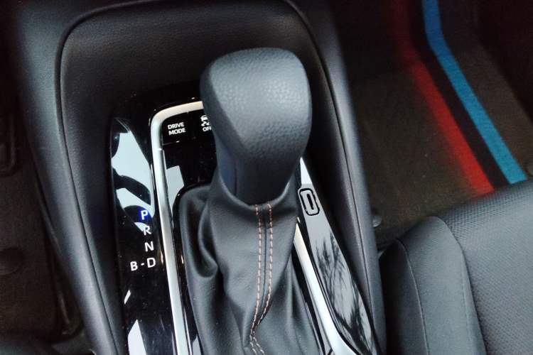 Used Toyota Levin 2023 Smart Electric Hybrid Dual-Engine 1.8L Luxury Edition
