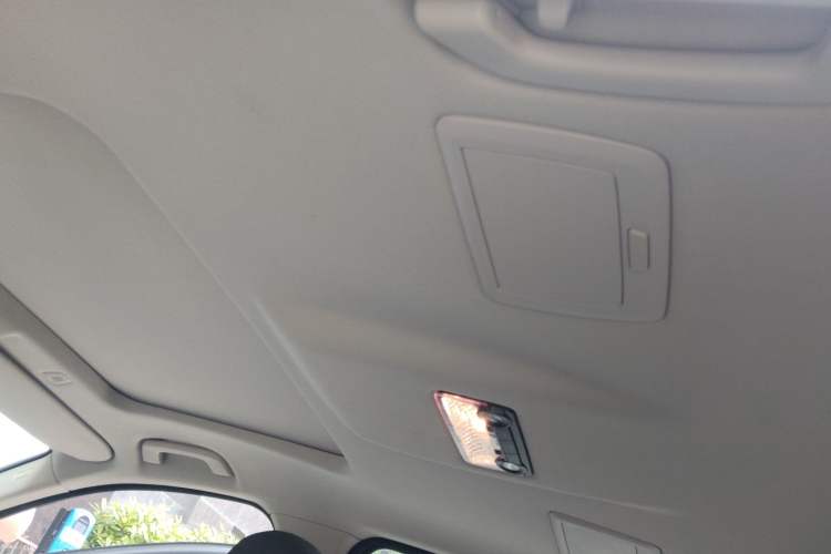 Used BMW 5 Series 2017 525Li Luxury Design Package Headliner