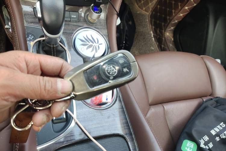 Used Buick Envision 2017 28T Four-Wheel Drive Luxury Model
