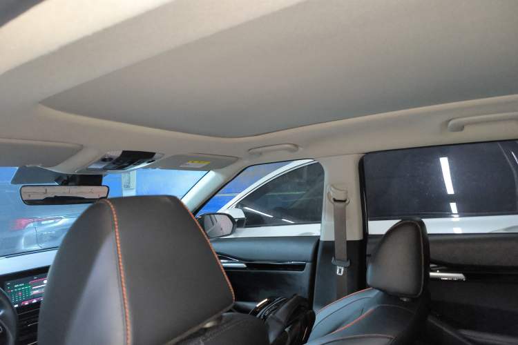 Used Kia Seltos 2023 1.5L CVT Luxury Edition Headliner