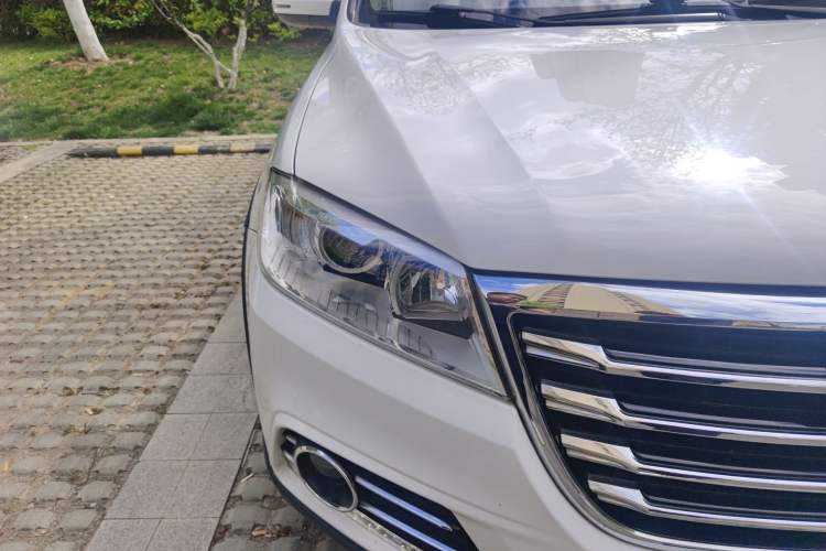 Used Haval H6 2015 Sport Edition 1.5T Automatic Two-Wheel Drive Luxury Model
