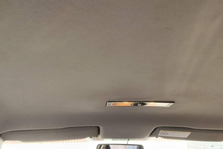 Used Volkswagen Lavida 2017 1.6L Manual Fashion Edition
