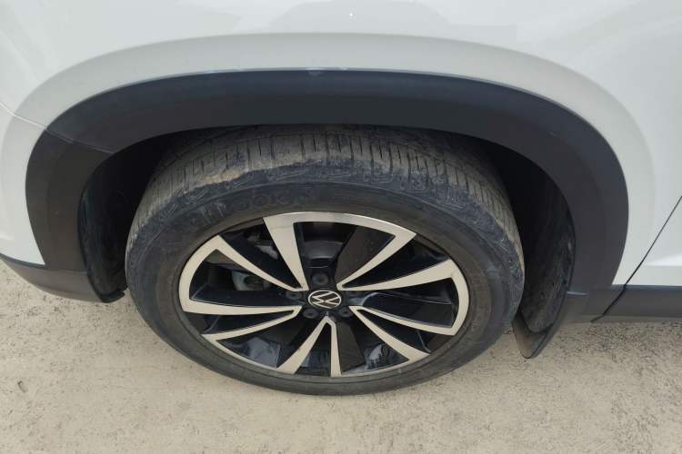 Used Volkswagen Tharu 2022 280TSI Two-Wheel-Drive Luxury Edition