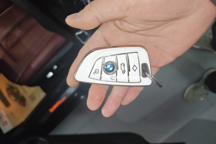 Used BMW 5 Series 2022 Restyled 525Li Luxury Package