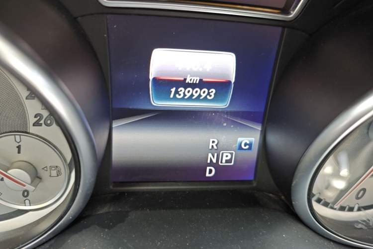 Used Mercedes-Benz GLA 2016 GLA 200 Sport Edition Odometer Close Up