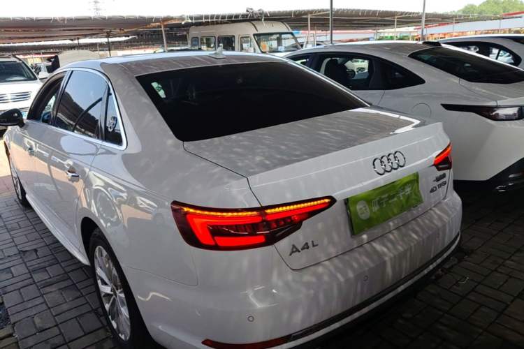Used Audi A4L 2019 40 TFSI Ambition Version China V