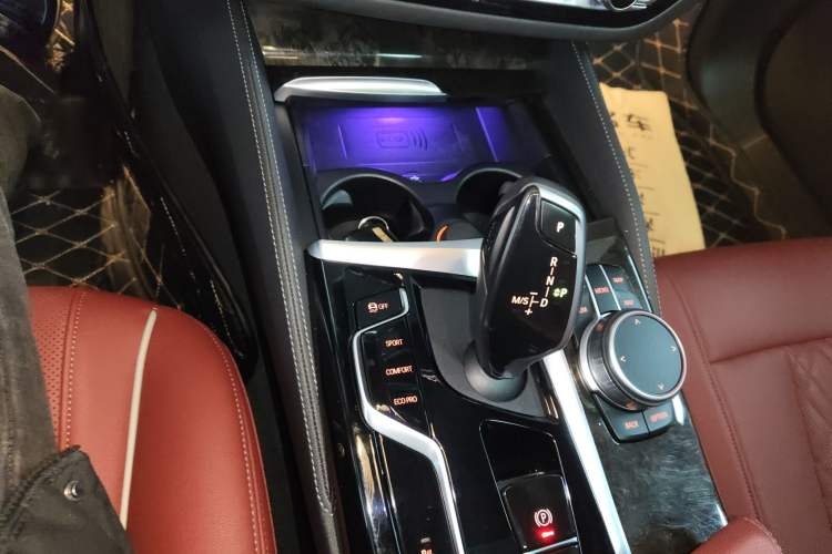 Used BMW 5 Series 2022 Restyled 525Li M Sport Package