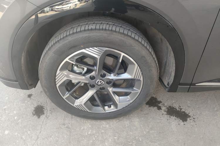 Used Changan CS75 PLUS 2025 4th Generation 1.5T New Blue Whale Smart Luxury Edition
