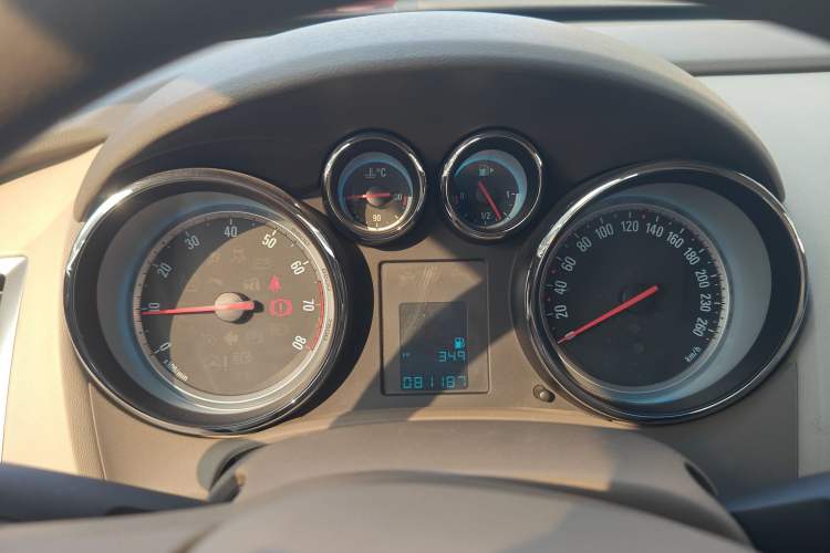 Used Buick GT 2013 GT 1.6L Manual Entry-Level Model Instrument Cluster