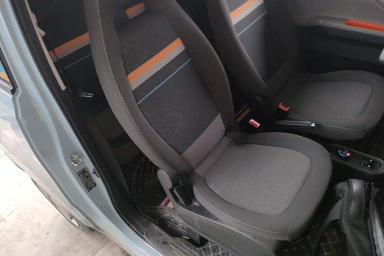Used Wuling Hongguang MINIEV 2022 Easy Version Lithium Iron Phosphate Right Front Seat