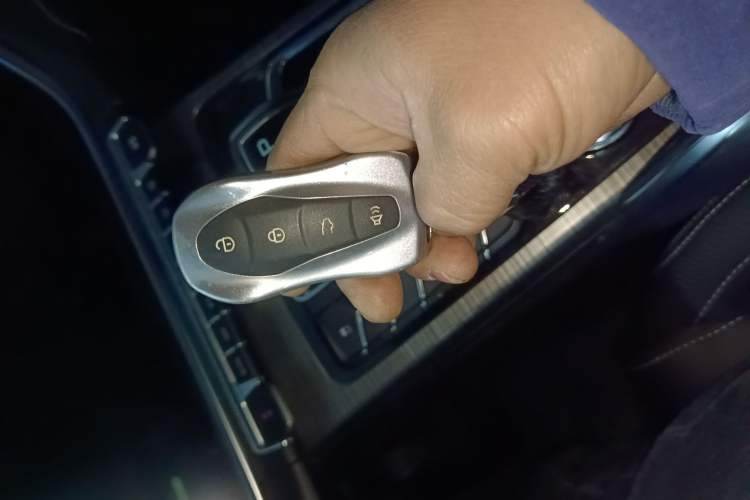 Used Farizon FX 2020 1.8T Smart Connect Edition 4 Seats