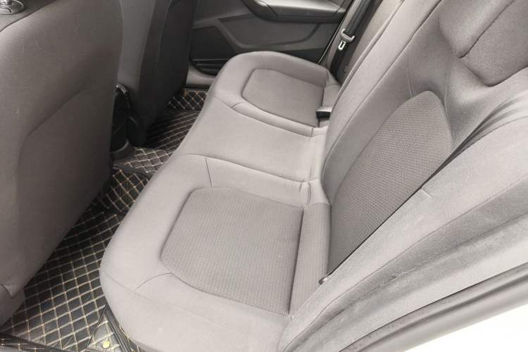 Used Volkswagen Santana 2015 1.4L Manual Fashion Edition
