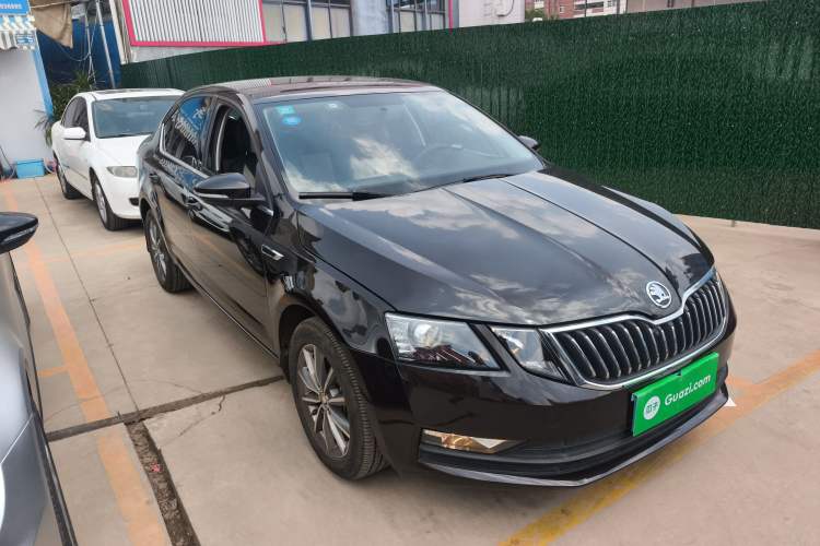 Used Skoda Octavia 2019 1.5L Automatic Comfort Edition
