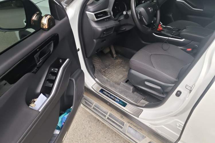 Used Toyota Highlander 2022 Dual-Engine 2.5L 4x4 Elite Edition 7-Seater
