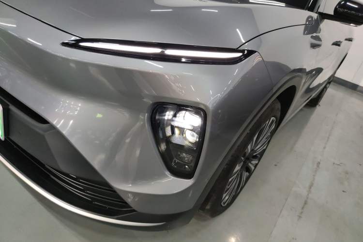 Used Nio ES8 2024 75 kWh Left Front Headlight