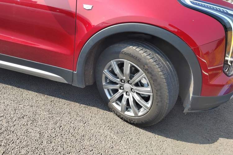 Used Cadillac XT4 2021 28T Two-Wheel Drive Leading Version
