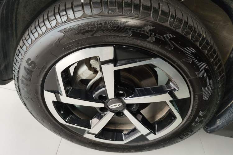 Used Chery Tiggo 7 2025 High-Performance Version 1.6T Front-Wheel-Drive Edition