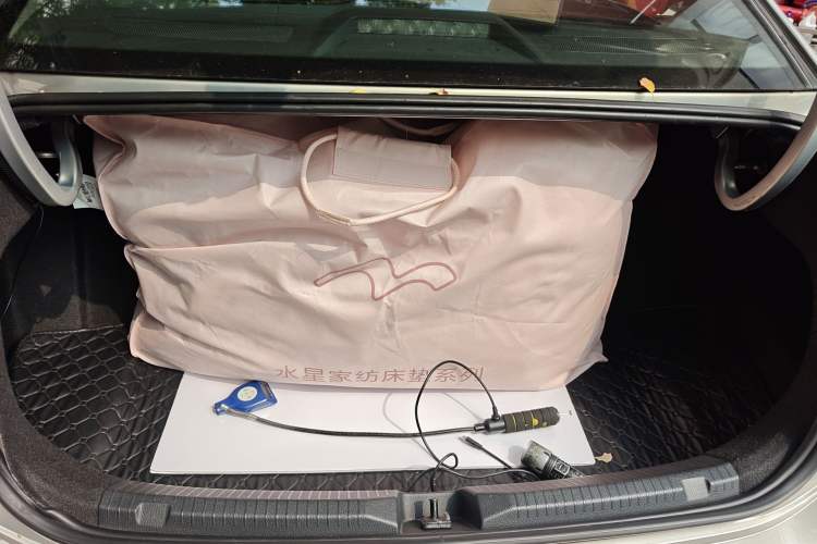 Used Volkswagen Lavida 2018 1.5L Automatic Comfort Edition China V Standard Trunk