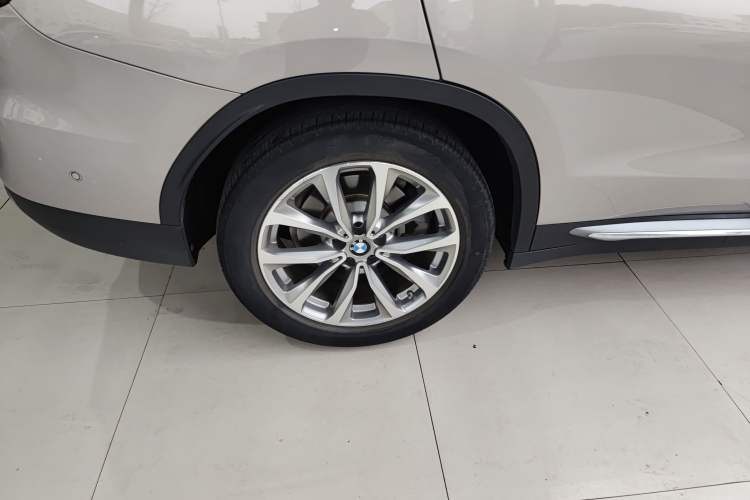 Used BMW X3 2020 xDrive25i Luxury Package Exterior 5