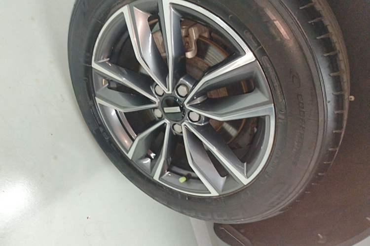 Used Wey VV5 2021 1.5T Two-Wheel Drive Smart Pioneer