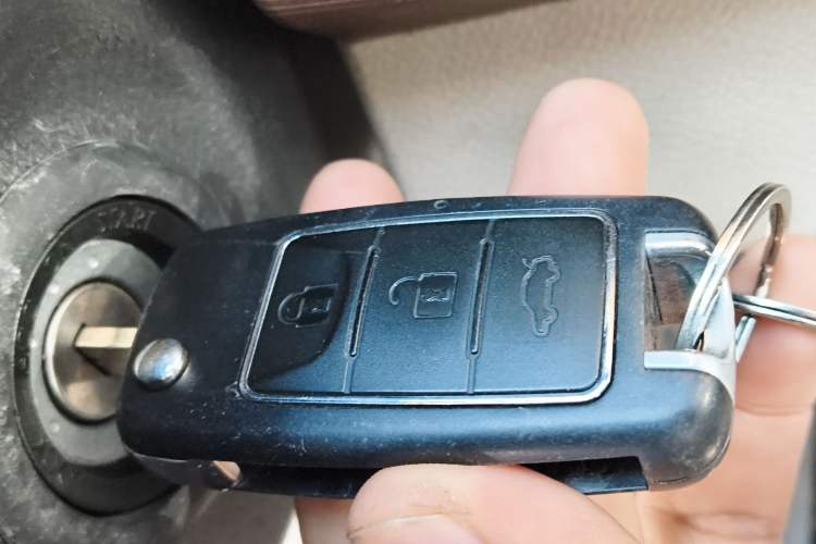 Used FORTHING Lingzhi 2020 M5L 1.6L Luxury 7-Seater
