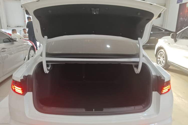 Used Geely Auto Preface 2021 2.0TD Space-Time Edition Hao Yue