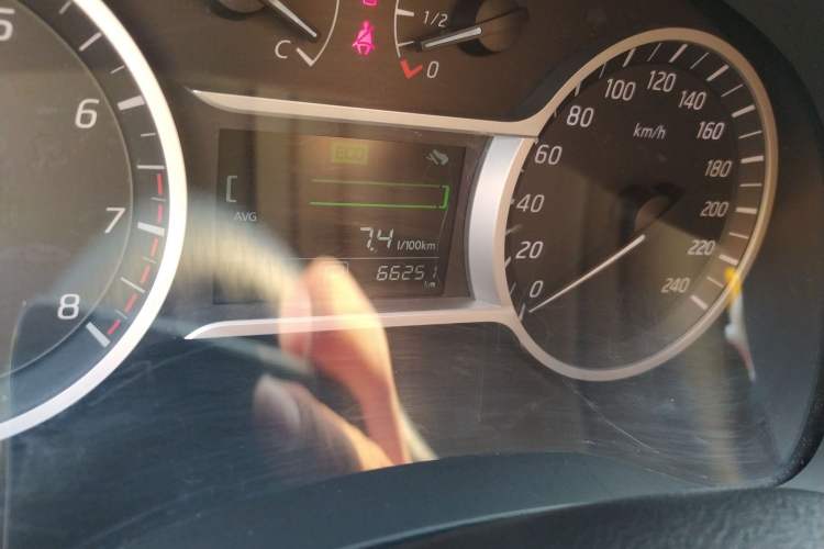 Used Nissan Lannia 2016 1.6L CVT Cool Edition