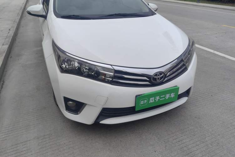 Used Toyota Corolla 2014 1.6L CVT GL Right Front Headlight