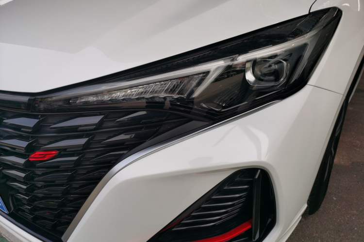 Used CHANGAN Eado 2023 Changan Edition PLUS Blue Whale NE 1.4T GDI DCT Prestige Version