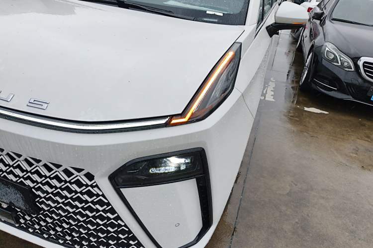 Used SAIC MAXUS G70 2024 2.0T Automatic Luxury Edition 7 Seats