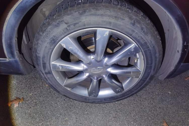 Used Infiniti QX50 2013 2.5L Two-Wheel-Drive Elegant Edition
