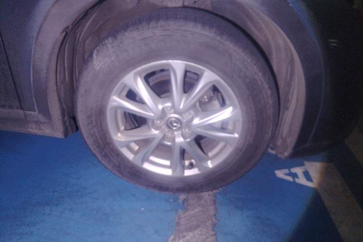 Used Mazda CX-4 2016 2.0L Automatic 2WD Blue Sky Dynamic Edition Right Front Wheel Hub